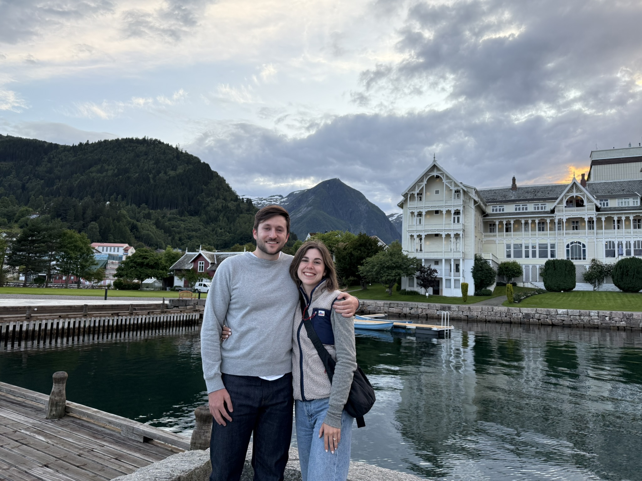 Rachel and Tim - Photo 4