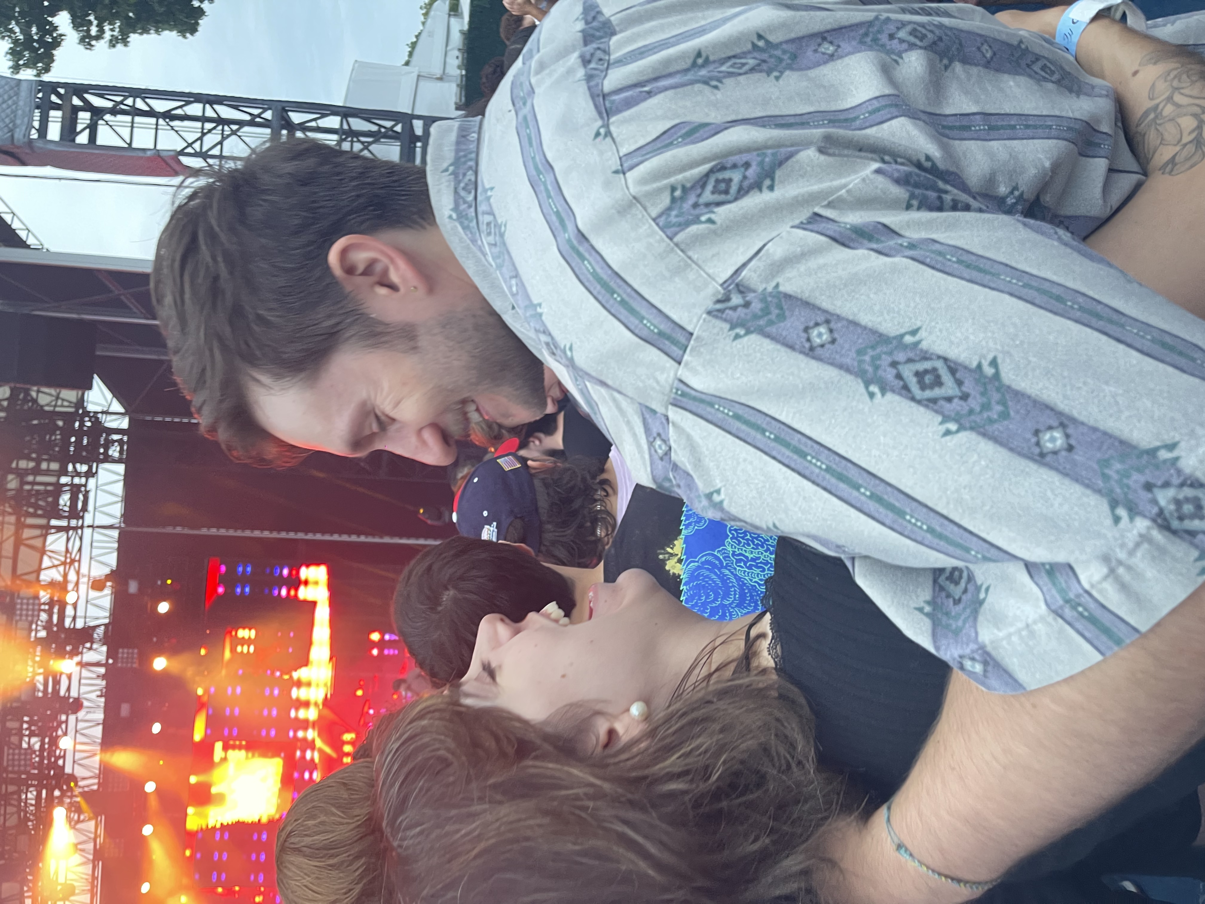 Rachel and Tim - Photo 10